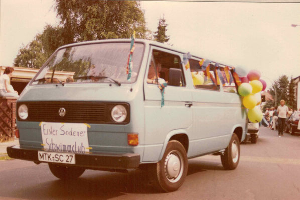 1983 Festumzug 25 Jahre TG Spielmannszug ESSC-Bus (Fahrer Hans Heckert)