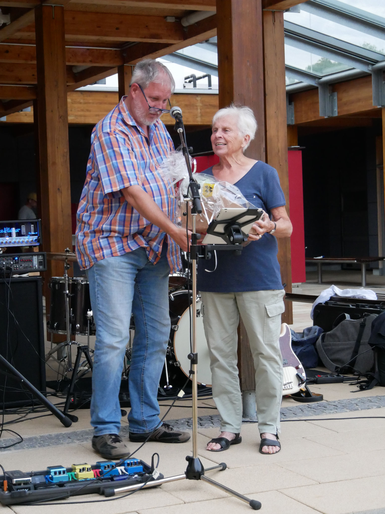 Ehrung für Christa Bender für langjährige Vorstandsarbeit